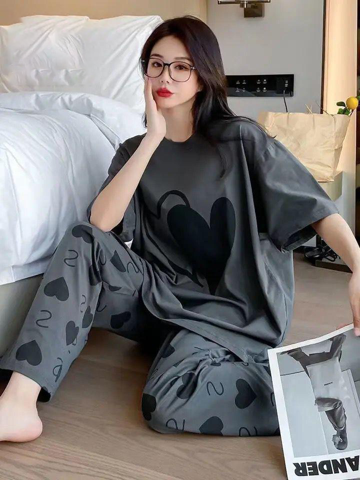 Gray double heart half sleeve night suit